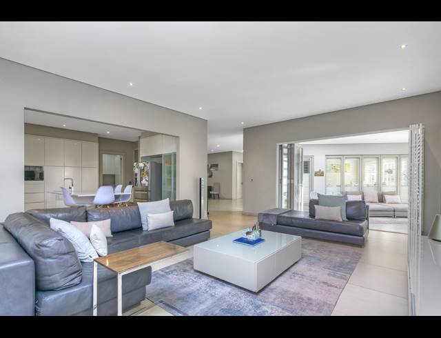 4 BEDROOM CLUSTER FOR SALE IN MORNINGSIDE